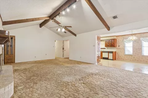 Living - 100 Thompson Cir, Lorena, TX 76655 photo 5 of 5
