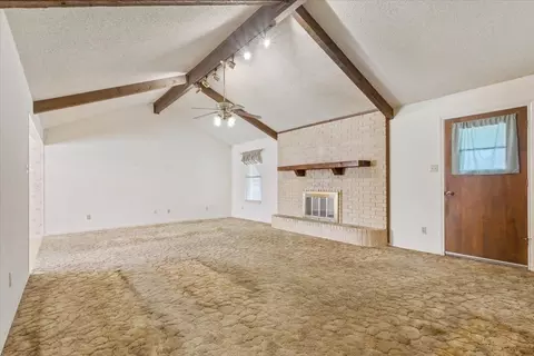 Living - 100 Thompson Cir, Lorena, TX 76655 photo 2 of 5