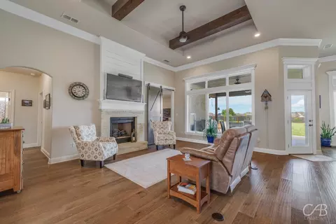 219 Spring Gap Ave, Abilene, TX 79606 photo 4