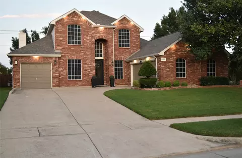 2200 Galway Dr, Mansfield, TX 76063
