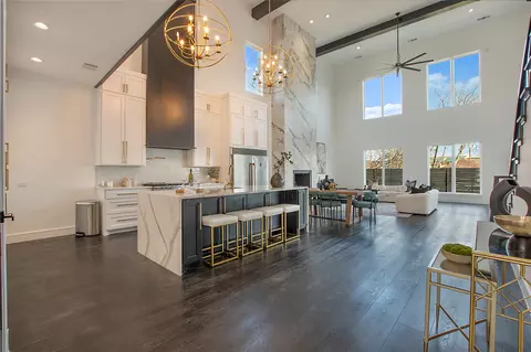 1620 Neal St, Dallas, TX 75208