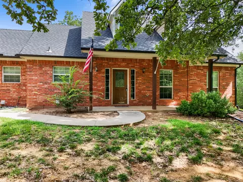 327 Russell Ln, Denison, TX 75021