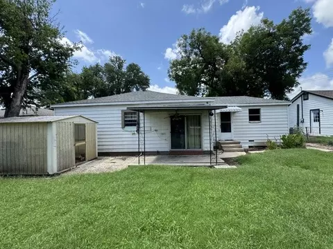 7724 Longfield Dr, White Settlement, TX 76108