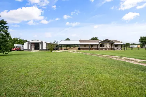 810 SE County Road 2260, Corsicana, TX 75109