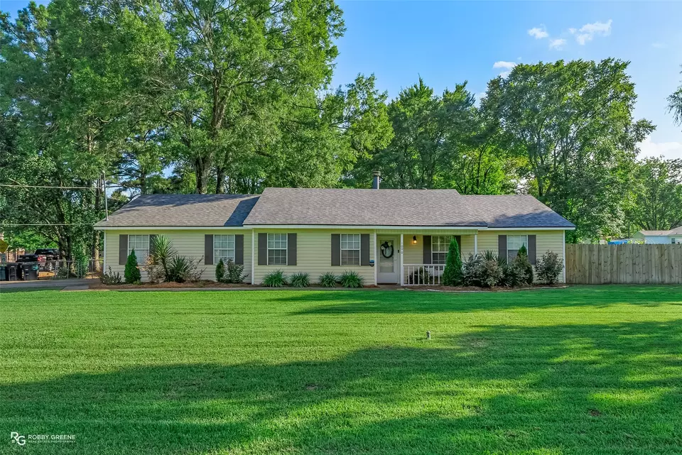 Exterior - 1090 Bodcau Station Rd, Haughton, LA 71037 photo 1 of 9