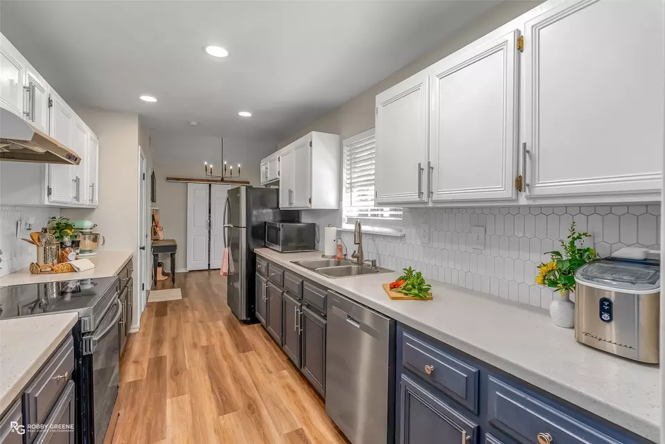 Kitchen - 1090 Bodcau Station Rd, Haughton, LA 71037 photo 1 of 5