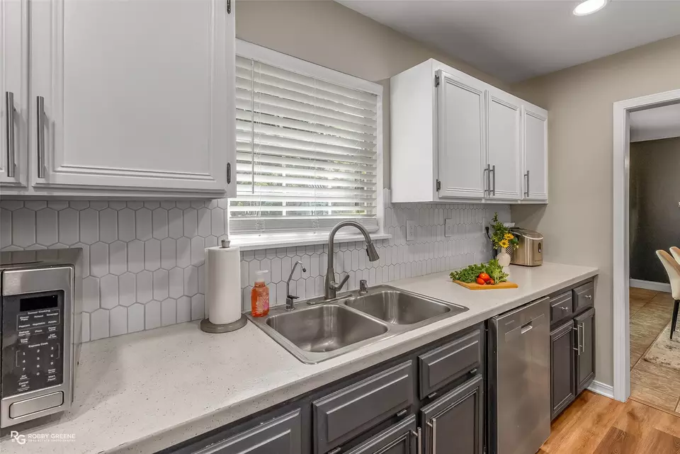 Kitchen - 1090 Bodcau Station Rd, Haughton, LA 71037 photo 5 of 5