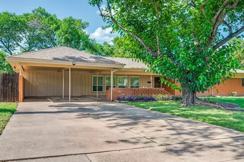 7305 Riviera Dr, North Richland Hills, TX 76180