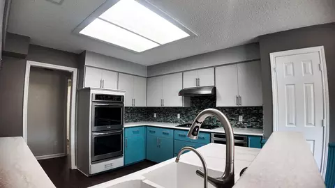 Kitchen - 692 S Loop Dr, Cedar Hill, TX 75104 photo 3 of 3