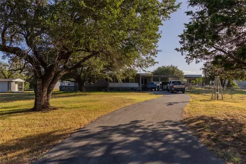2808 Hilltop Rd, Granbury, TX 76048