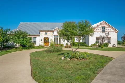 11631 Cartwright Trl, Ponder, TX 76259