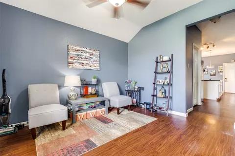 3306 Springleaf Dr, Mesquite, TX 75181 photo 4