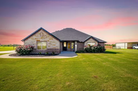 317 Olde Knoll Pl, Rio Vista, TX 76093