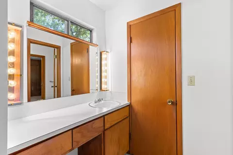 Bath - 4500 Scottwood St, Waco, TX 76708 photo 3 of 3