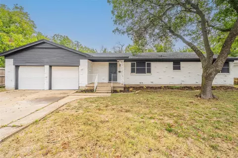 4140 Rufe Snow Dr, North Richland Hills, TX 76180