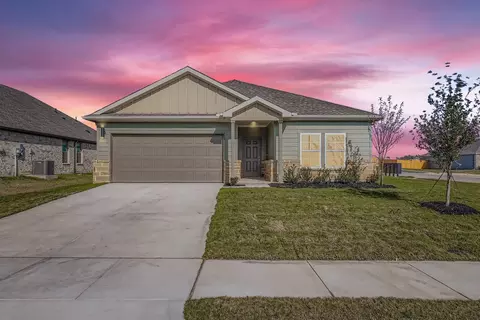 1001 Verde Creek Ct, Crowley, TX 76036