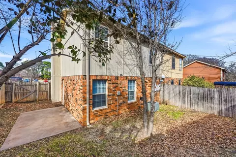 Exterior - 116 Main Pl, Euless, TX 76040 photo 2 of 9