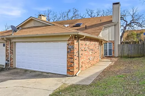 Exterior - 116 Main Pl, Euless, TX 76040 photo 5 of 9