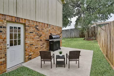 Exterior - 116 Main Pl, Euless, TX 76040 photo 1 of 9