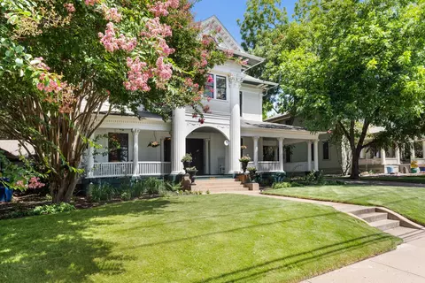 4125 Junius St, Dallas, TX 75246