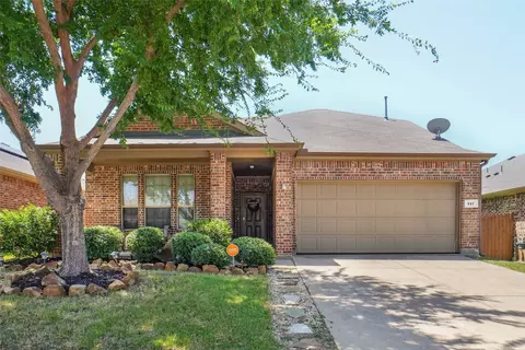 417 Partridge Dr, Aubrey, TX 76227