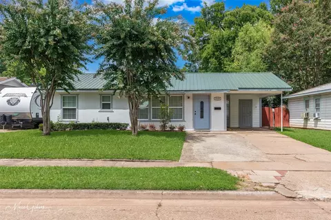 1529 Debra St, Bossier City, LA 71111