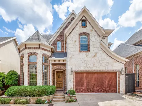 9118 Cochran Bluff Ln, Dallas, TX 75220
