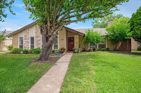 2217 Homestead Pl, Garland, TX 75044