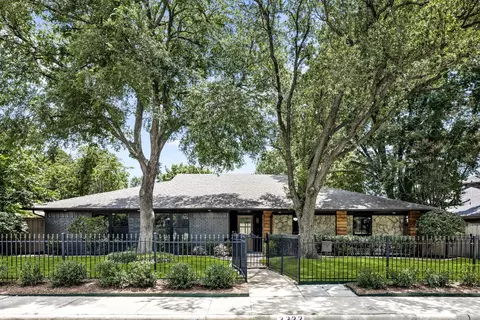 3322 Royal Ln, Dallas, TX 75229