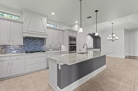 Kitchen - 516 Four Stones Blvd, The Colony, TX 75056 photo 1 of 2