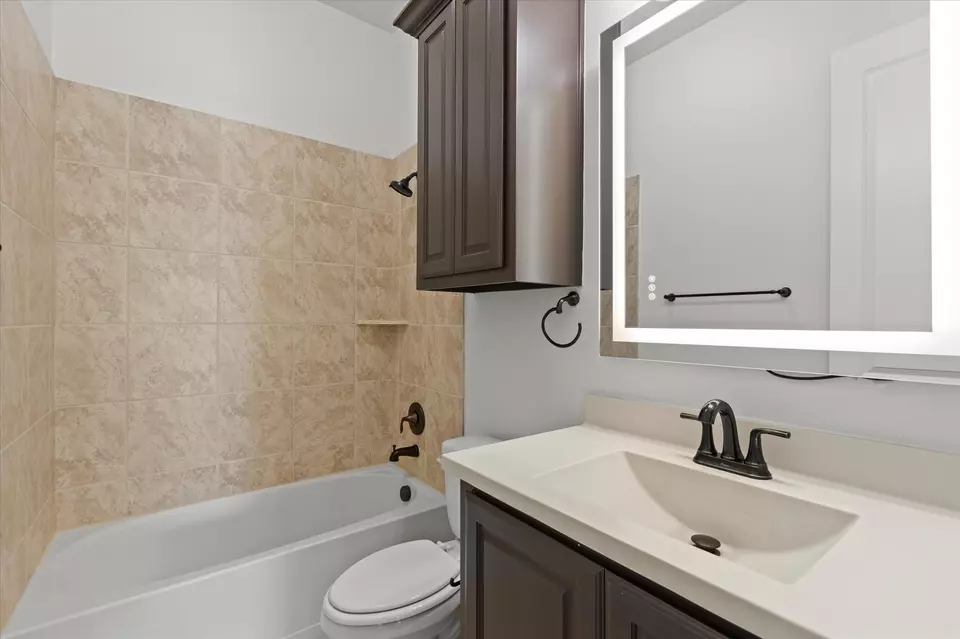 Bath - 516 Four Stones Blvd, The Colony, TX 75056 photo 2 of 3