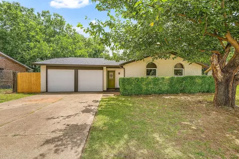 3709 Claysford Ct, Arlington, TX 76015