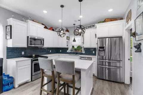Kitchen - 430 E Monterey St, Denison, TX 75021 photo 2 of 4