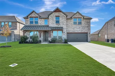 607 Schooner Ct, Heath, TX 75032