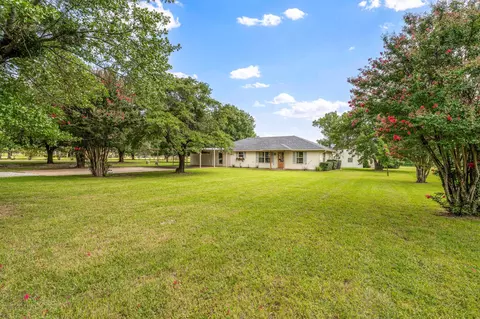 730 Forest Ln, Stephenville, TX 76401