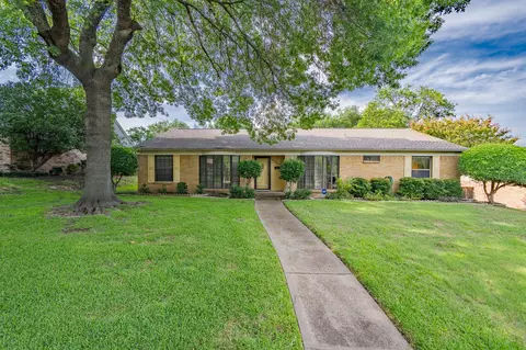 3325 Shady Hollow Ln, Dallas, TX 75233