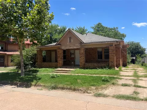 705 Warford St, Wichita Falls, TX 76301
