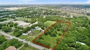 151 E Bear Creek Rd, Glenn Heights, TX 75154
