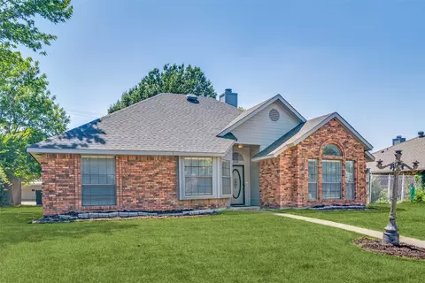 3809 Bond St, Rowlett, TX 75088