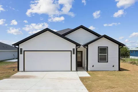 4844 Cimmaron Trl, Weatherford, TX 76087