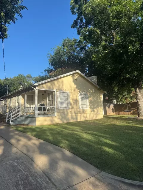 4625 Bendry St, Fort Worth, TX 76119