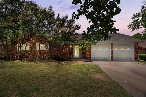 1012 Bois D Arc St, Weatherford, TX 76086