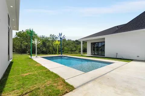 s*6様 house on the hill 90tops 2542 Town View Dr, Cedar Hill, TX 75104 | 39 Photos - Movoto