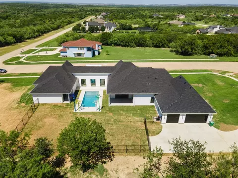 s*6様 house on the hill 90tops 2542 Town View Dr, Cedar Hill, TX 75104 | 39 Photos - Movoto
