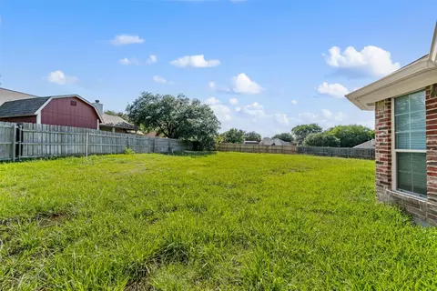 Exterior - 10109 Barcelona Dr, Waco, TX 76708 photo 3 of 3