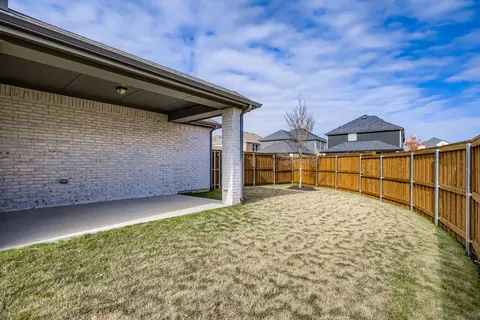 Exterior - 3921 Composition Ln, Prosper, TX 75078 photo 4 of 5