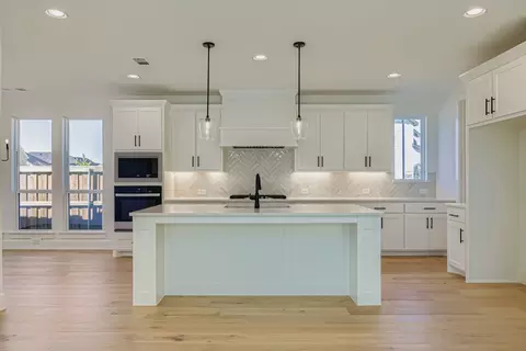 Kitchen - 3904 Composition Dr, Prosper, TX 75078 photo 4 of 4