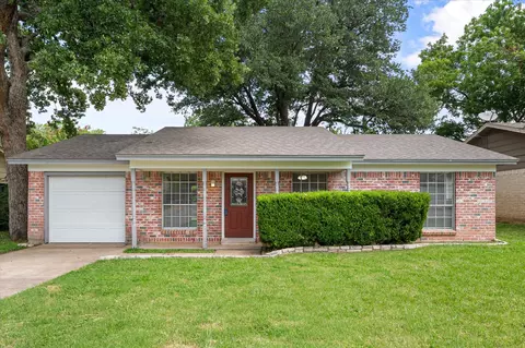 2921 David Ln, Arlington, TX 76013