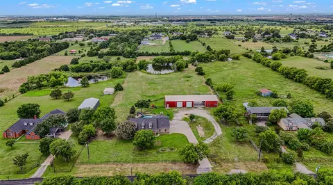 16001 Calvert Rd, Forney, TX 75126