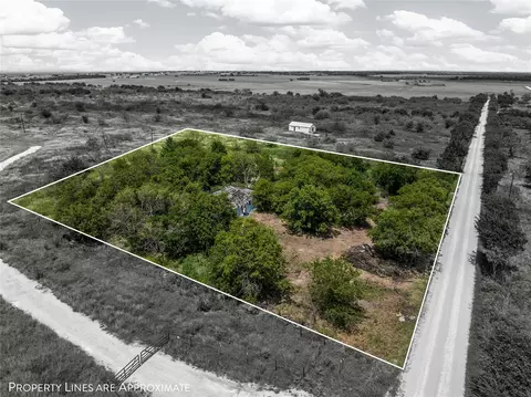 7172 NW County Road 4130, Frost, TX 76641